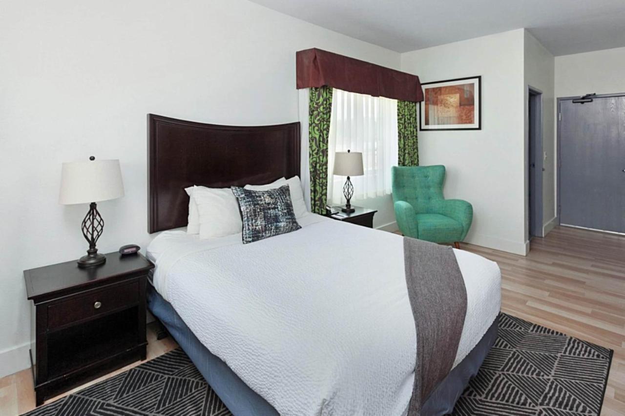 Inn At Lincoln City By Oyo Bagian luar foto